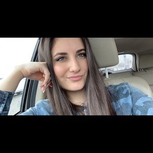 Meet your Posher, Megan